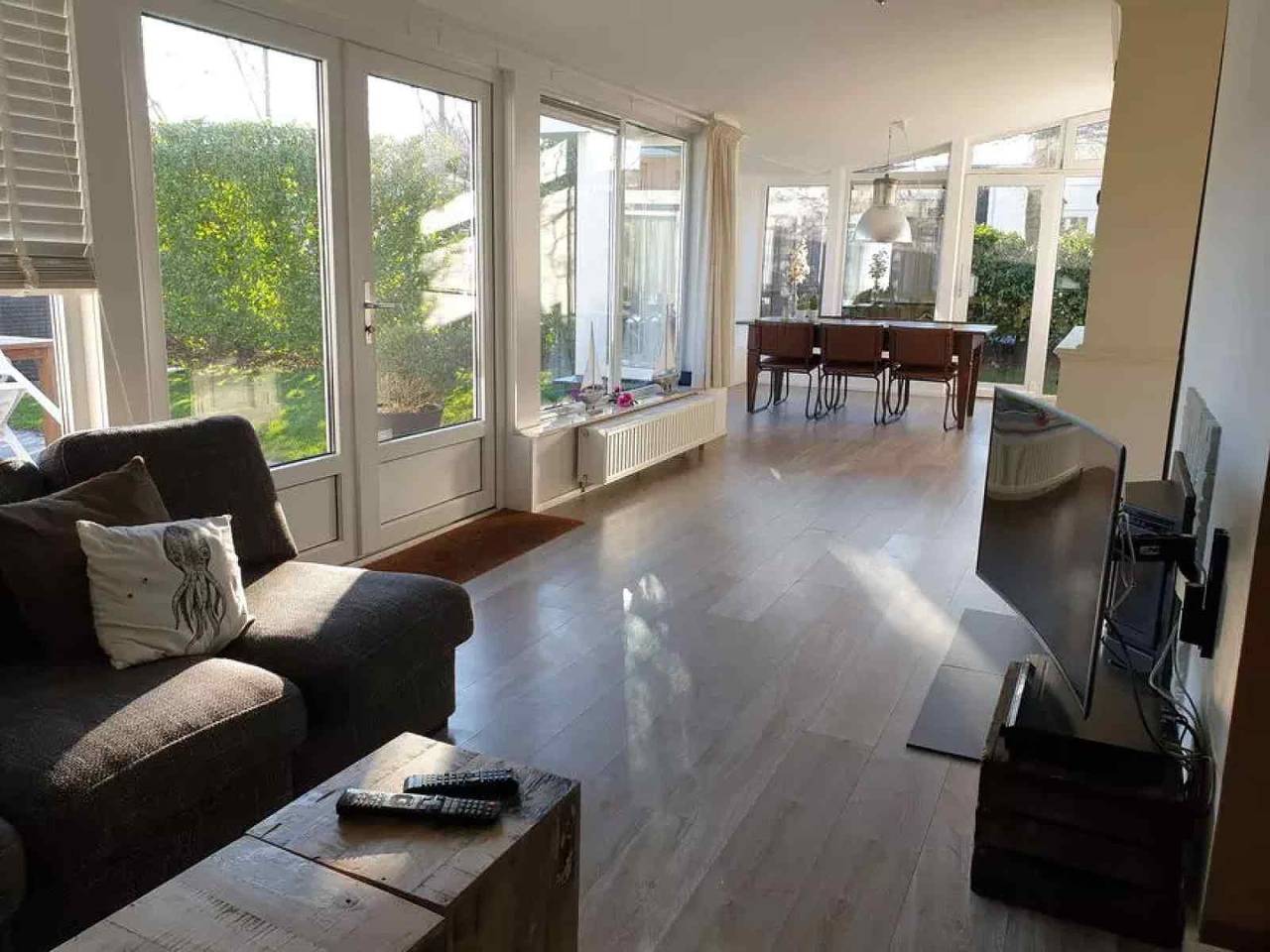 Sfeervolle 6-persoons vakantiebungalow onderaan de duinen bij Westkapelle in Westkapelle, Walcheren