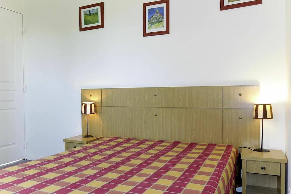 Hermoso apartamento en villa para 4 personas con Wifi, piscina, Tv, terraza y mascotas permitida in Azay-le-Rideau, Valle del Loira