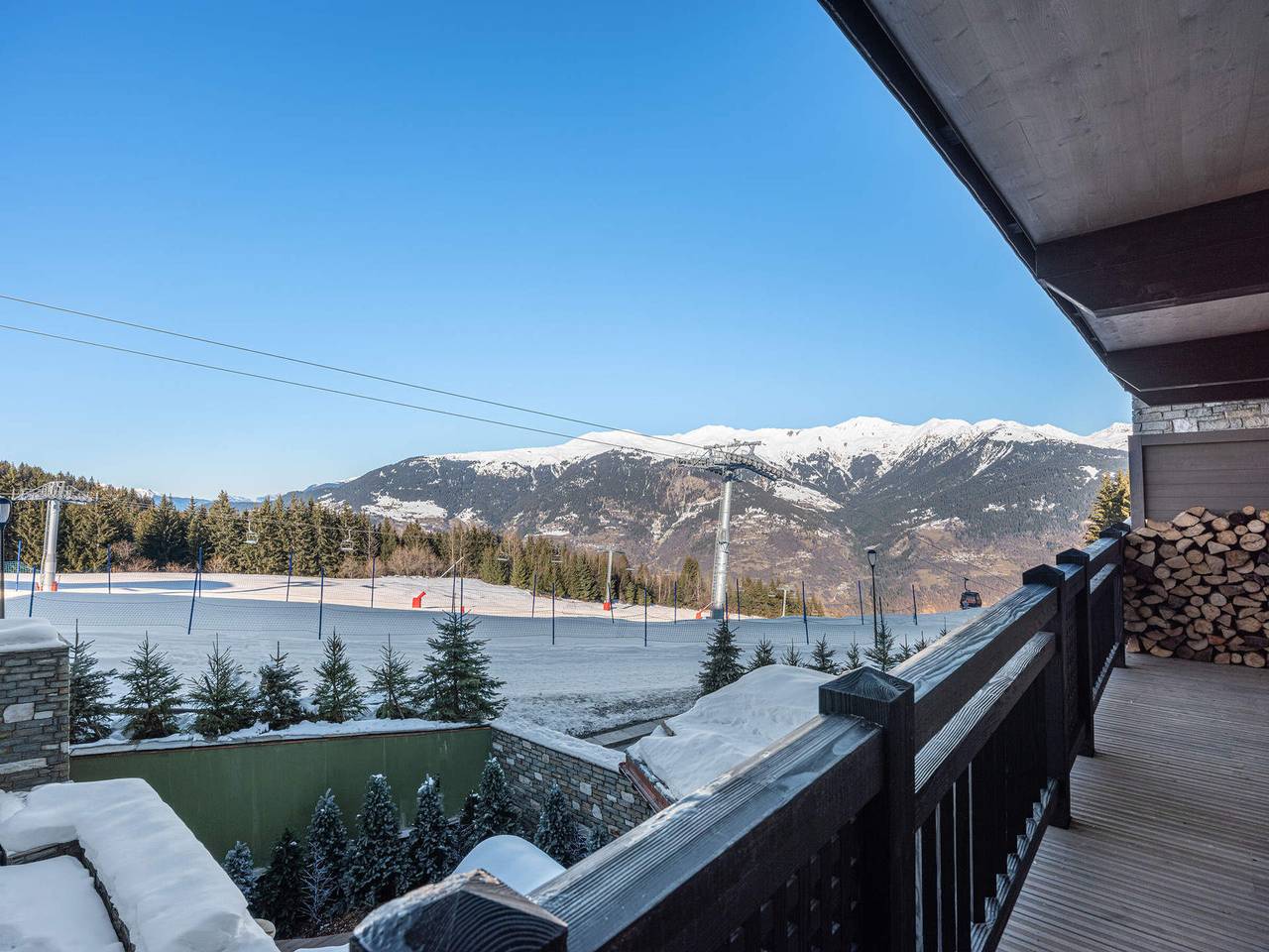 Apartamento entero, Apartamento nuevo a pie de pistas con acceso a piscina y Spa in Courchevel 1850, Saint-Bon-Tarentaise