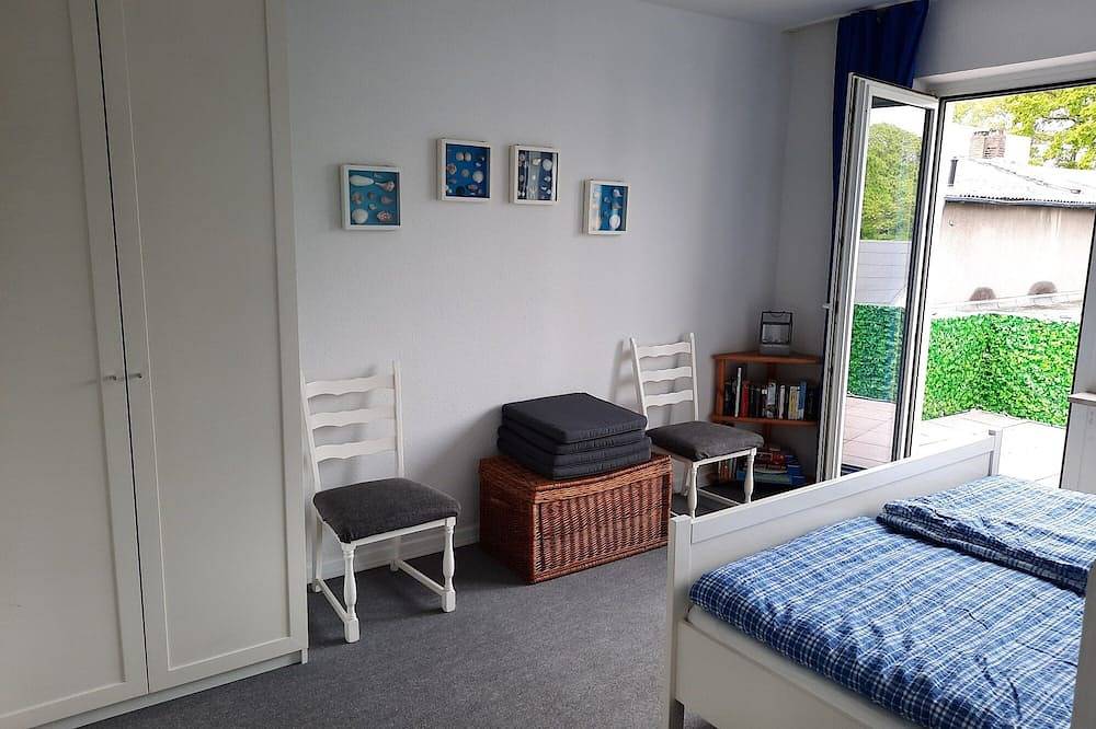 Ganze Wohnung, Ahrensburg Zentrum, 3 Zimmer-Whg, 5 Schlafplätze in Ahrensburg, Kreis Stormarn