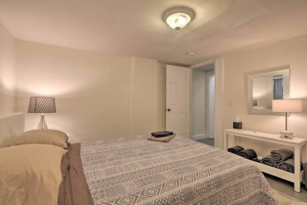 Cozy Lambertville Abode in the Heart of Downtown! in Hunterdon County