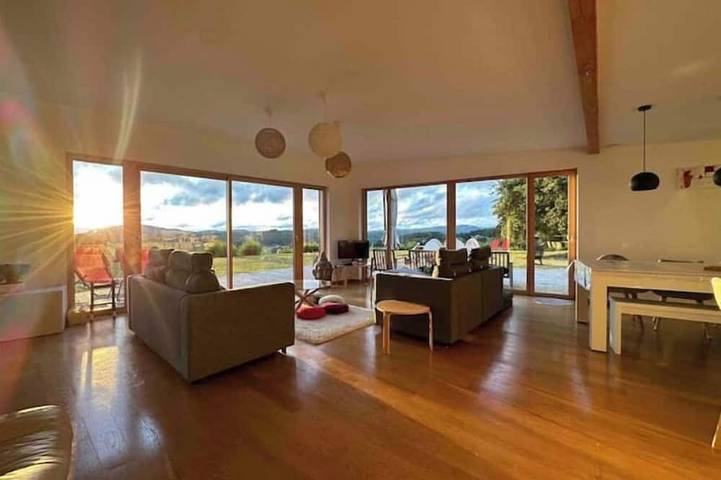 Villa pour 6 personnes, avec jardin et jacuzzi