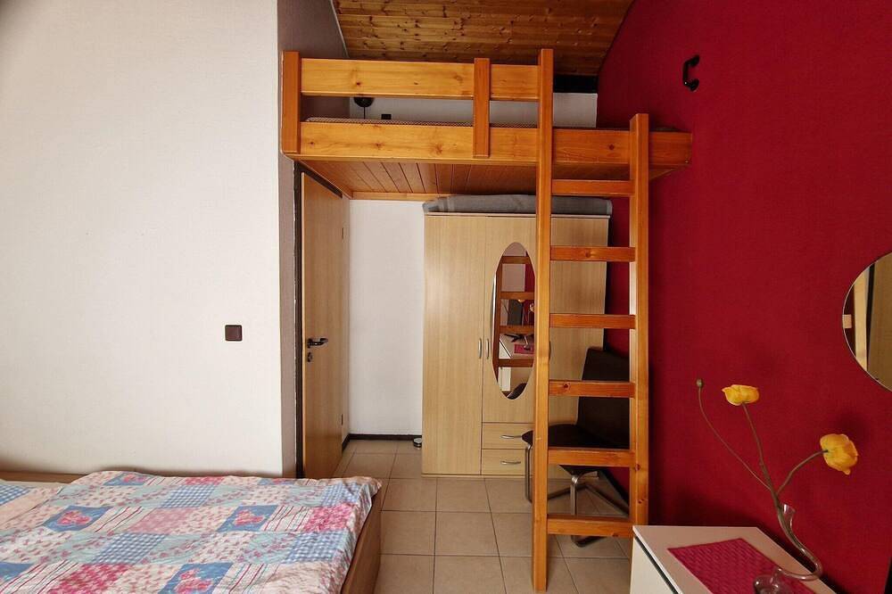Ferienhaus in Deutschland mit Naturidylle in Machtlos, Ronshausen