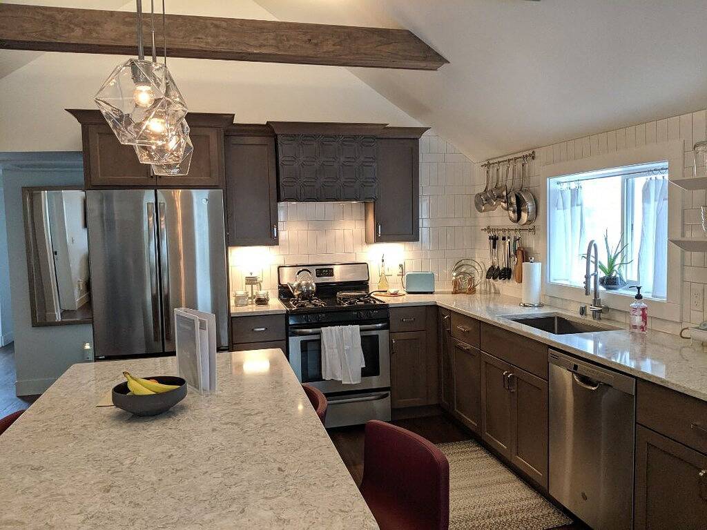 Doty ★ Walk to Everything -Hotel Quality- Downtown in Madison, Dane County