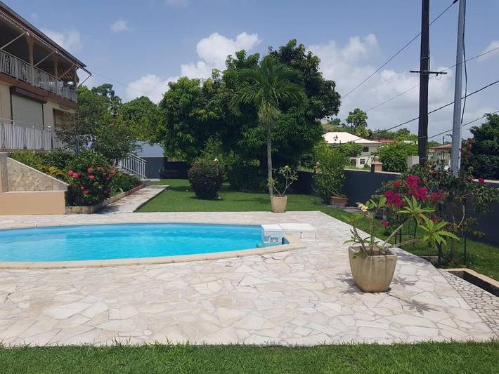 Ferienwohnung für 3 Personen, mit Garten und Pool sowie Terrasse - 1