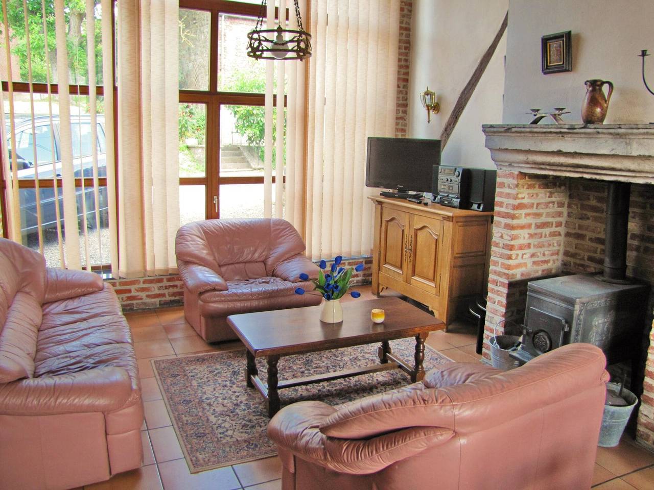 Ferme rustique avec sauna extérieur privé in Somme-Leuze, Région De Namur