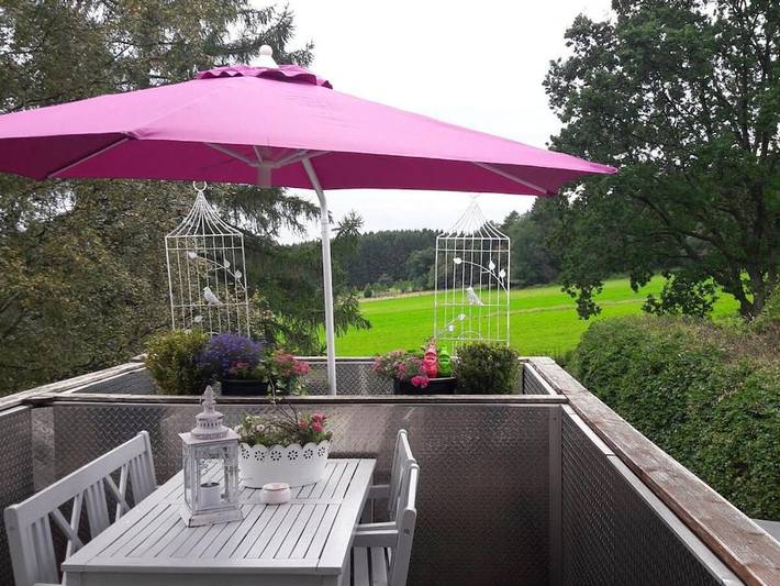 Ferienhaus für 4 Personen, mit Balkon und Whirlpool sowie Garten und Sauna in Holzminden - 2