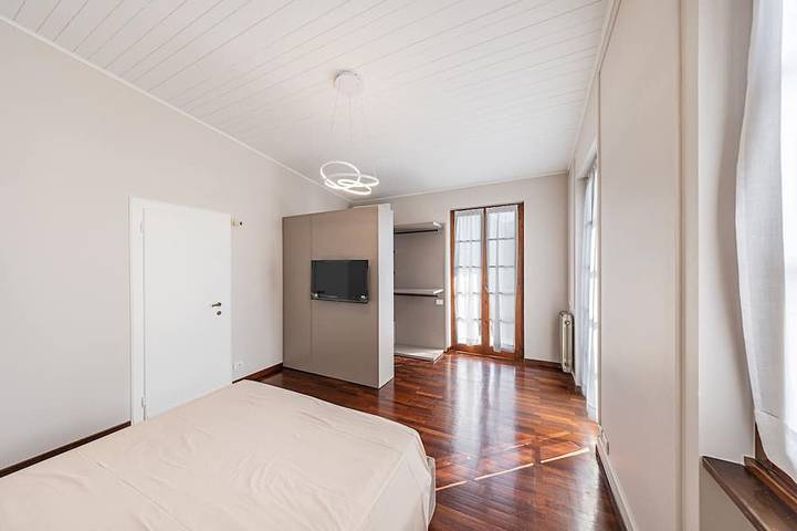 Villa für 8 Personen, mit Balkon und Garten in Gardone Riviera - 4