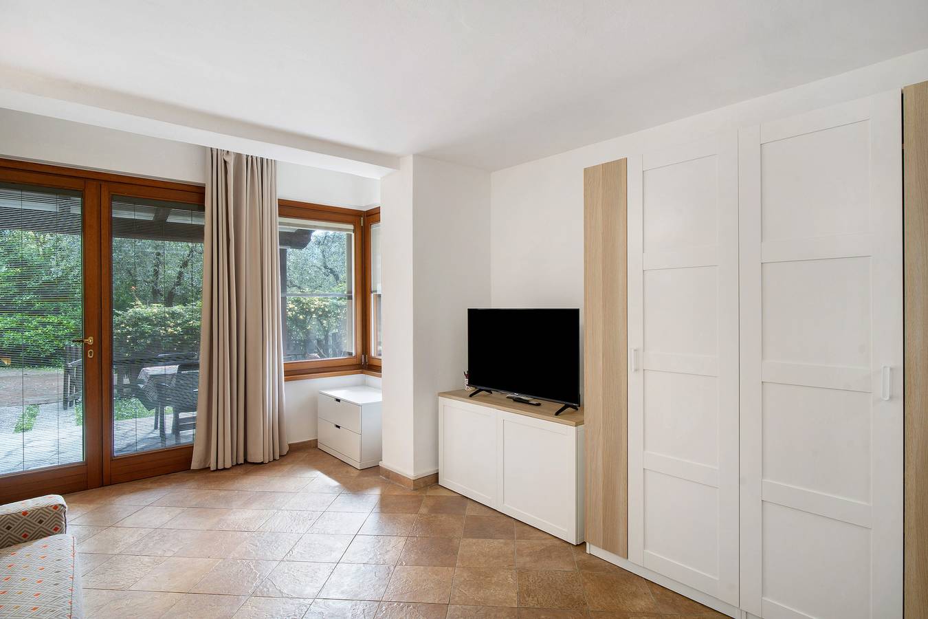 Hel lägenhet, Chalet Salvia Apartment with Mountain View, Shared Pool and Wi-Fi in Garlenda, Riviera di Ponente