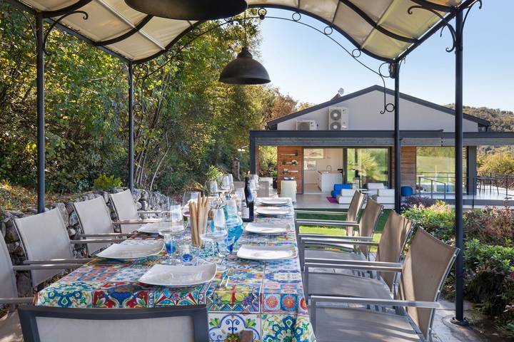 Villa mit pool für 10 Personen, mit Seeblick und Garten sowie Terrasse in Torri del Benaco - 4