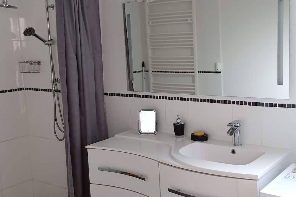 Gîte Du Bois Doré in L'Isle-sur-la-Sorgue, Vaucluse