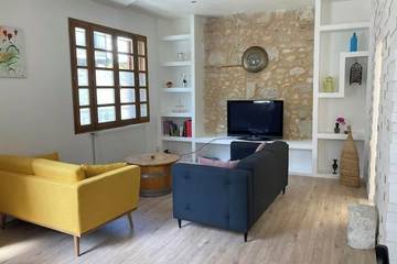 Location de vacances pour 4 personnes, avec jacuzzi et balcon, animaux acceptés à Sainte-Foy-la-Grande