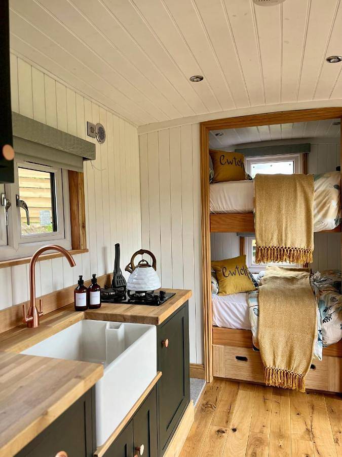 Camping für 4 Personen, mit Terrasse und Garten sowie Ausblick, mit Haustier im Snowdonia