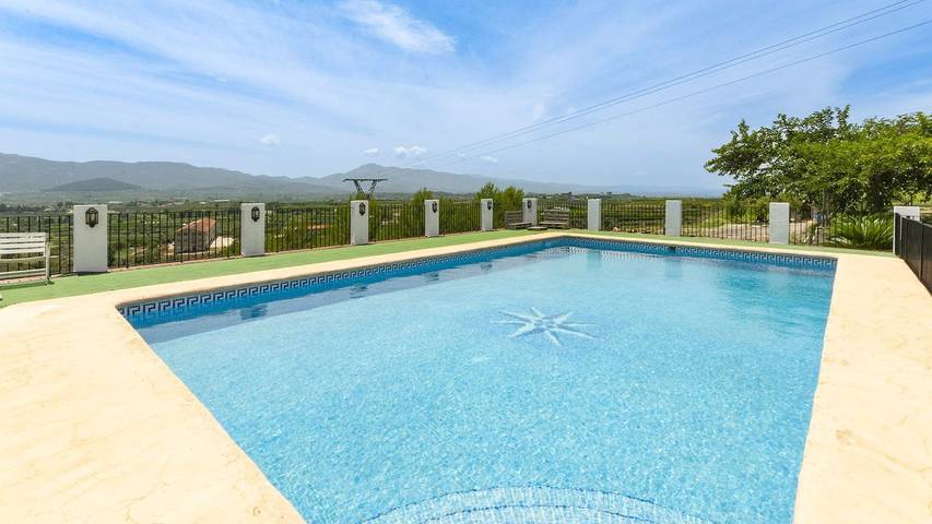 Chalet para 7 personas, con piscina y jardín en Vall D'albaida - 3