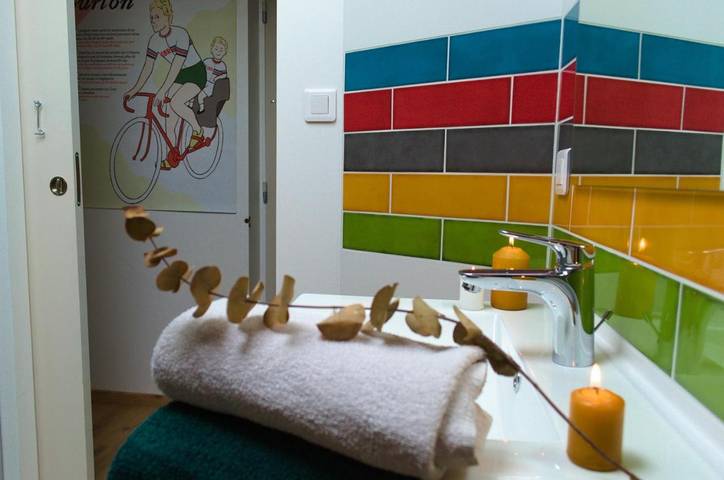 Hôtel pour 5 personnes, avec jardin ainsi que vue et terrasse à Docelles - 2