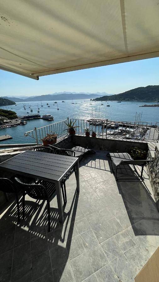 Apartamento para 4 personas, con Terraza y Vistas en Parque natural regional de Porto Venere