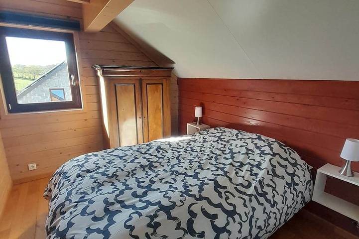 Gîte Tout Confort Avec Grand Jardin, Terrasse et Garage Dans Village Calme in Houffalize, Bastogne