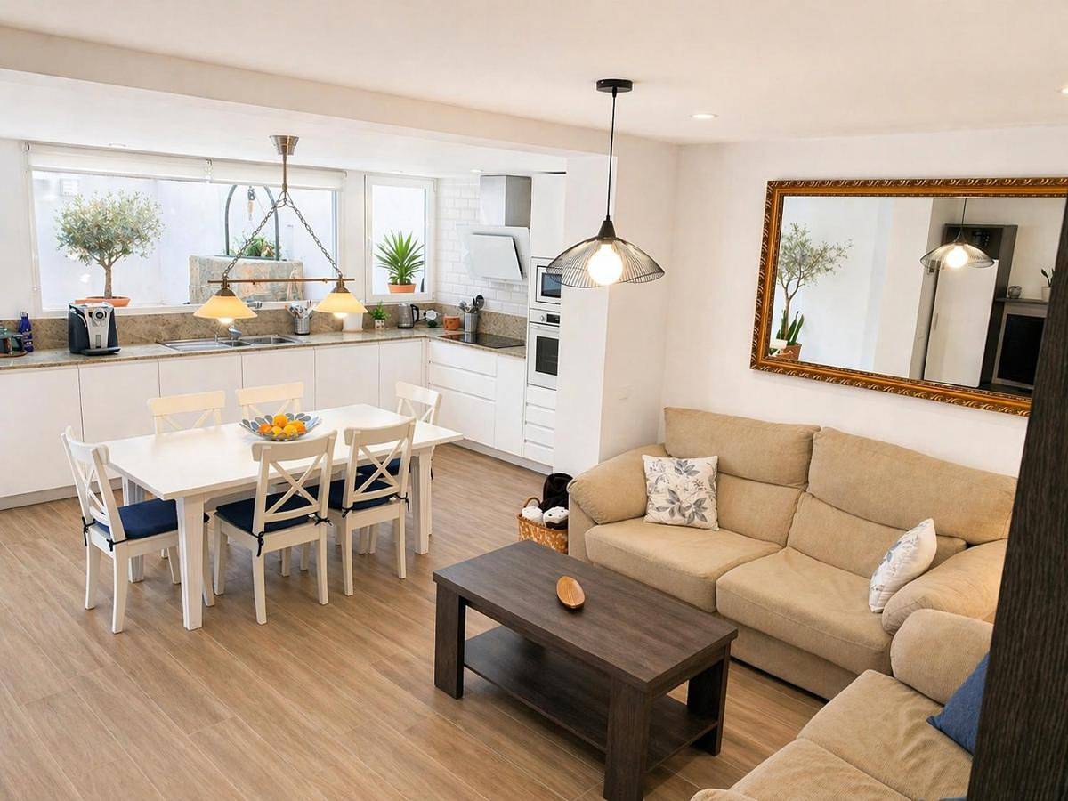 Apartamento entero, Three-Bedroom Apartment in El Tiemblo, Provincia de Ávila