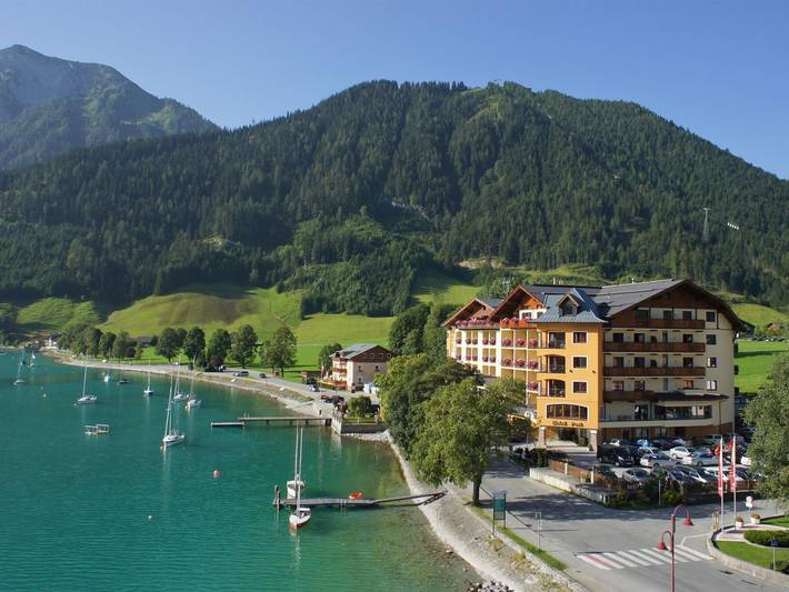 Hotel für 4 Personen, mit Sauna und Whirlpool sowie Balkon, kinderfreundlich in Eben am Achensee - 2