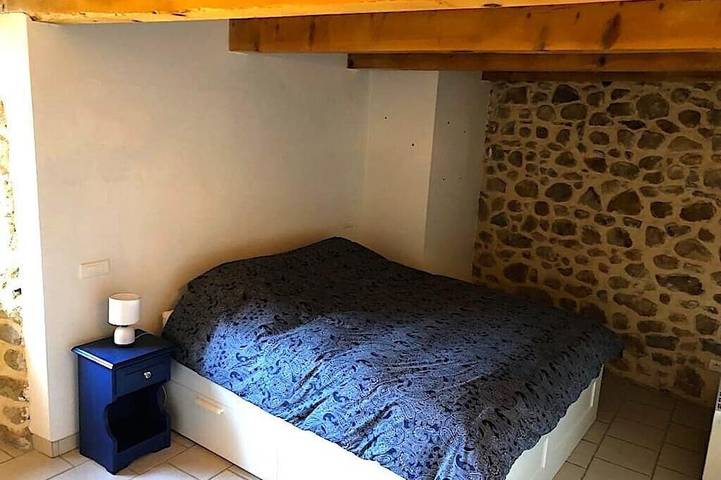 Location de vacances pour 10 personnes, avec jardin et terrasse à Uzer - 2