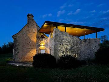 Location de vacances pour 5 personnes, avec terrasse et jardin à Bayac