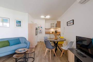 Gîte pour 3 personnes, avec balcon dans Office de Tourisme Sainte Maxime