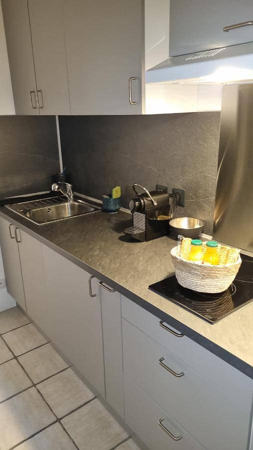 Gîte pour 4 personnes, avec terrasse à Cannes-Écluse - 3