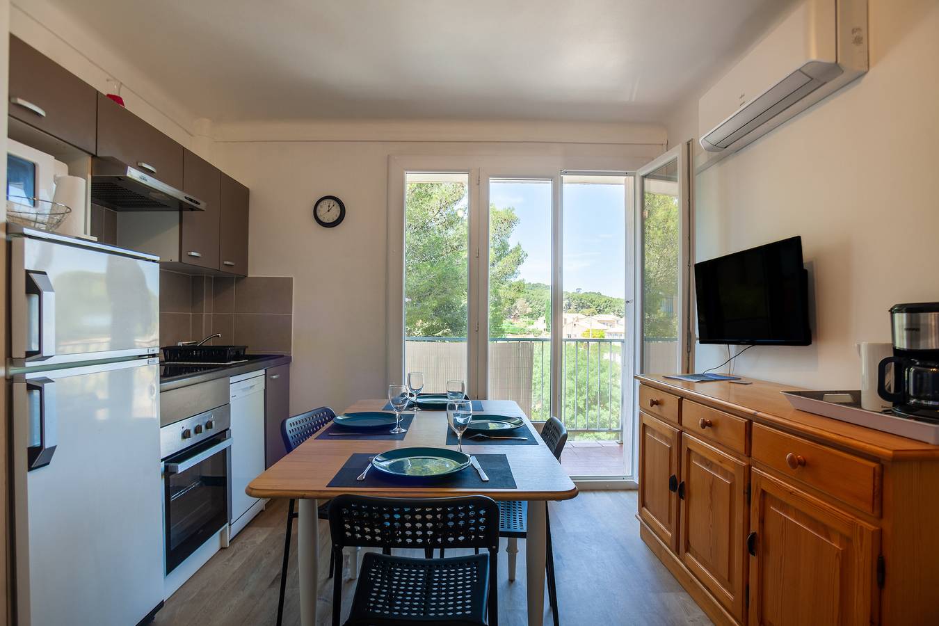 Apartamento entero, Apartamento 'T2 - La Seyne Sur Mer - Fabregas' con balcón y aire acondicionado in La Seyne-sur-Mer, Region de Toulon