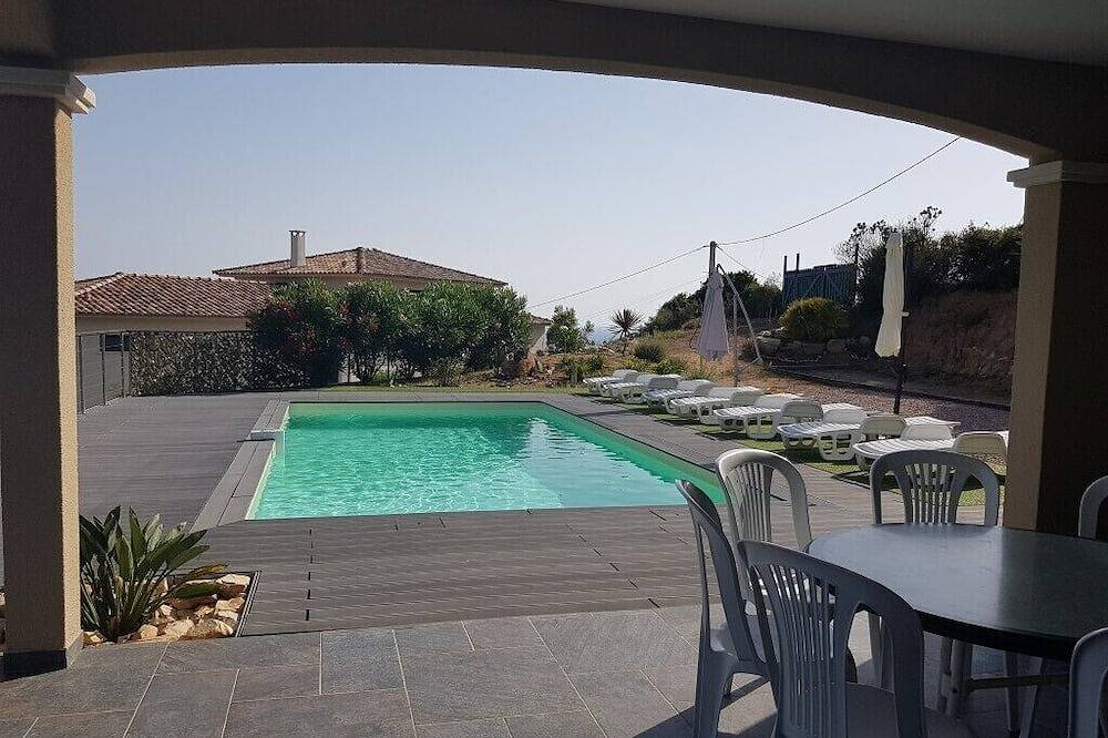 Promo Giugno e Luglio: magnifica nuova villa di lusso tra macchia mediterranea e mare in Coti-Chiavari, Ajaccio e dintorni