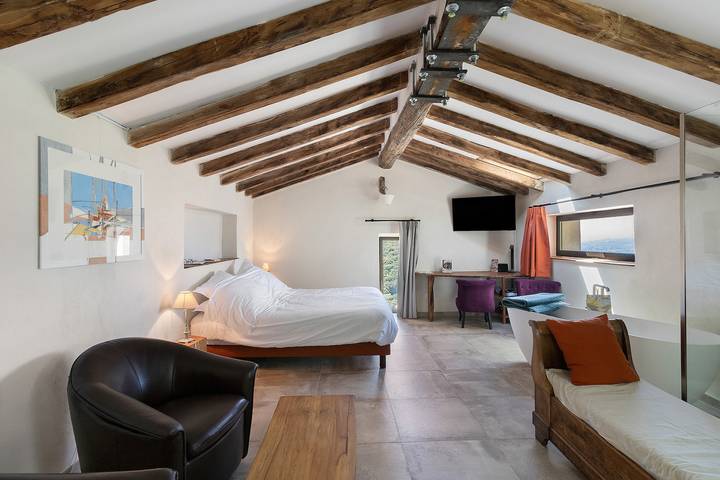 I Martini Double Sup Twin Room with Mountain View, Wi-Fi, and Air Conditioning in Sartène, Arrondissement de Sartène