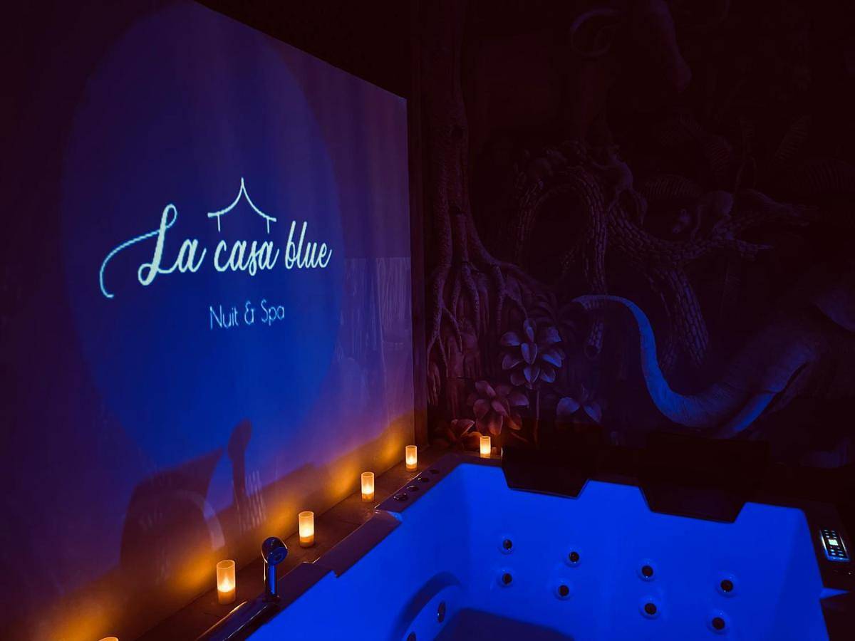 Spa La Casa Blue in Wingles, Région de Lens