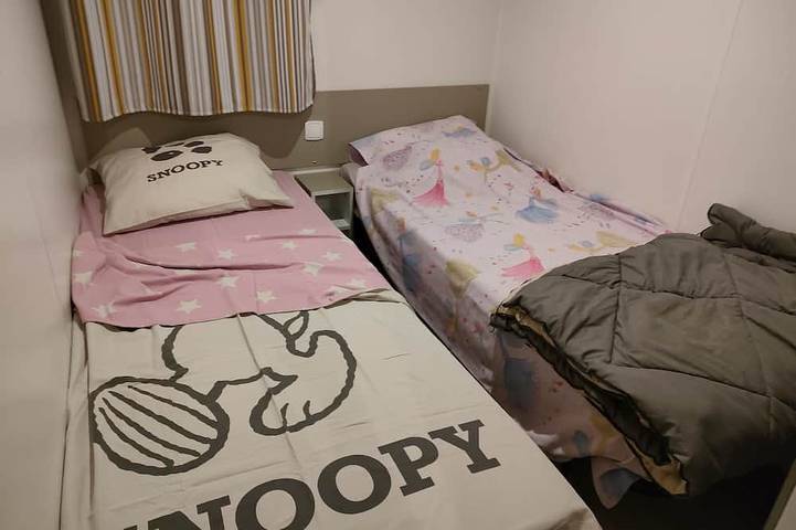 Mobil home pour 6 personnes, avec terrasse ainsi que sauna et piscine, animaux acceptés à Montagnac-Montpezat - 3