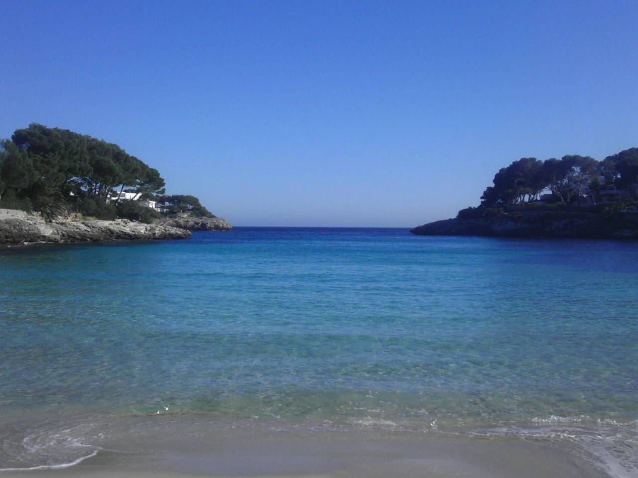 Ganze Wohnung, Wohnung in Cala D'or mit gemeinsamem Pool, Terrasse und Garten in Cala d'Or, Santanyí