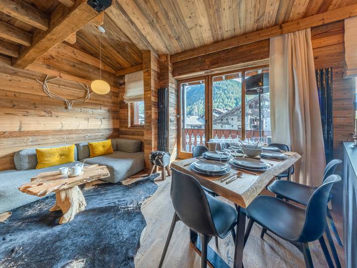Gîte pour 5 personnes, avec balcon dans Office De Tourisme De Val D Isere
