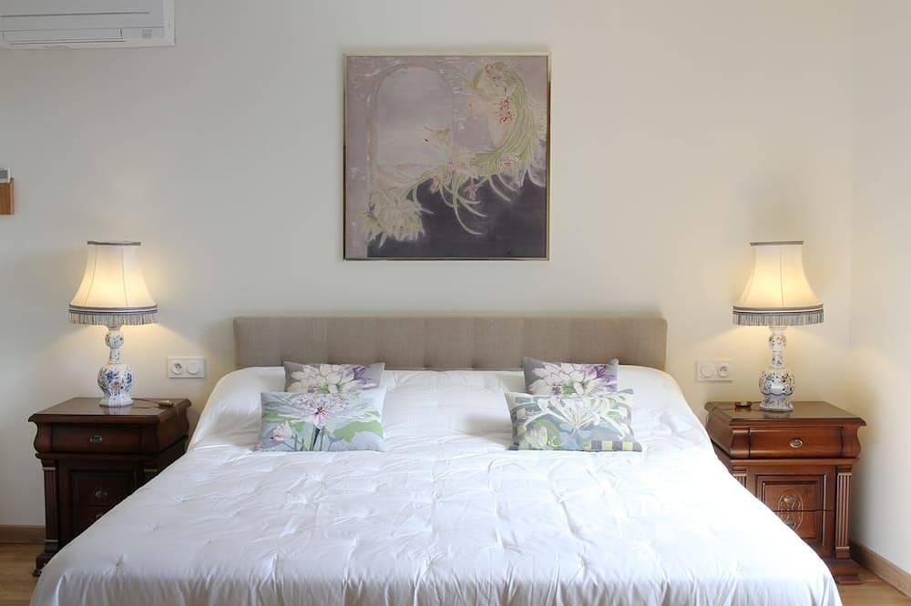 Charming vacation rental at Château d'Enval—quiet and close to downtown in Brive-la-Gaillarde, Brive-la-Gaillarde region