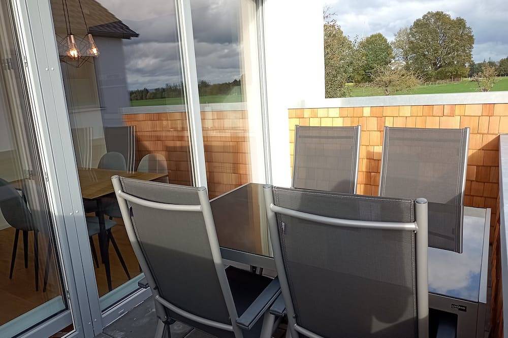 Ganze Wohnung, Moderne Ferienwohnung am Ortsrand mit direkter Nähe zur Natur in Schwäbischer Wald