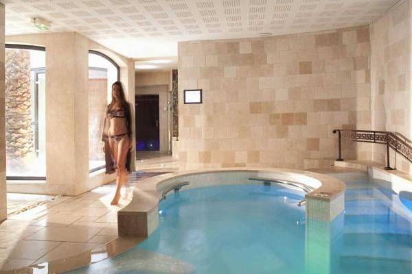 Maison Bérard Hôtel - Restaurant - Spa in La Cadière-d'Azur, Côte méditerranéenne (France)