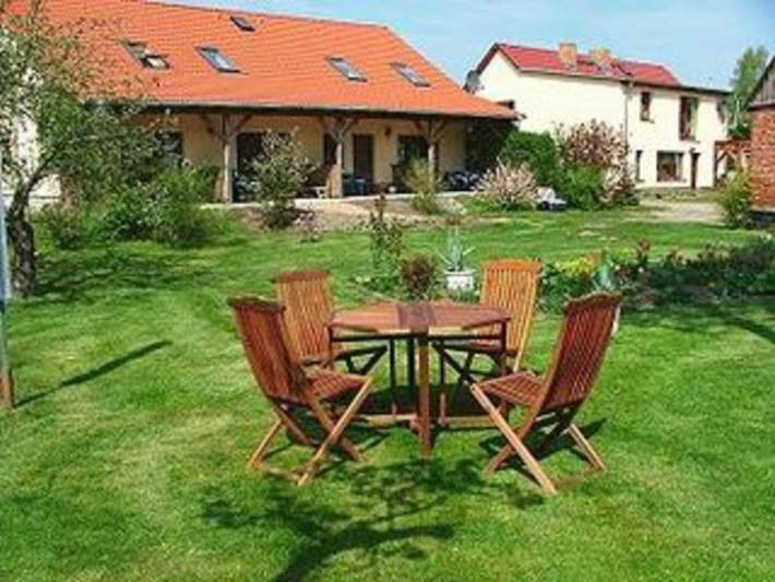 Ferienwohnung für 2 Personen, mit Terrasse und Garten in Benz - 2