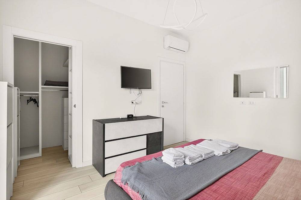 Appartamento intero, Accogliete appartamento Monza Centro, con animali domestici ammessi in Monza, Brianza