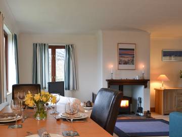 Log Cabin for 4 People in Argyll & Bute, Scotland, Photo 4