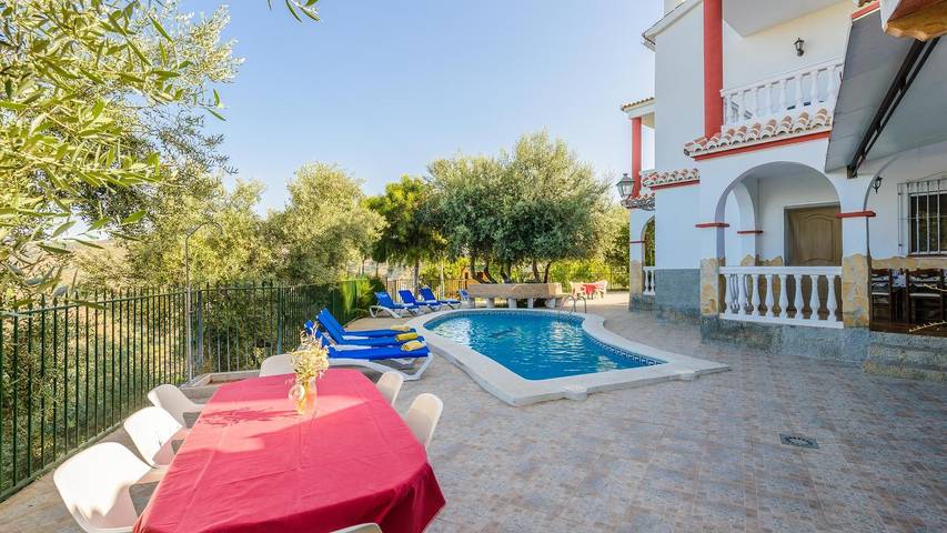 Casa rural para 20 personas, con piscina y balcón/terraza en Sayalonga - 2