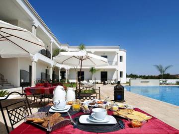 Chambre d’hôte pour 2 personnes, avec piscine ainsi que jardin et vue à Fès