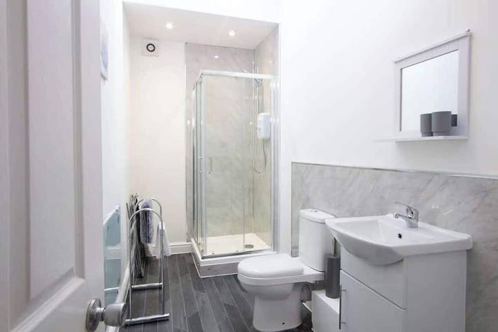Ganze Wohnung, Cosy & Fully Equipped Cottage in Swinton in Greater Manchester