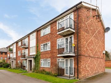 Glamping for 4 People in Leamington Spa, Heart of England, Photo 1