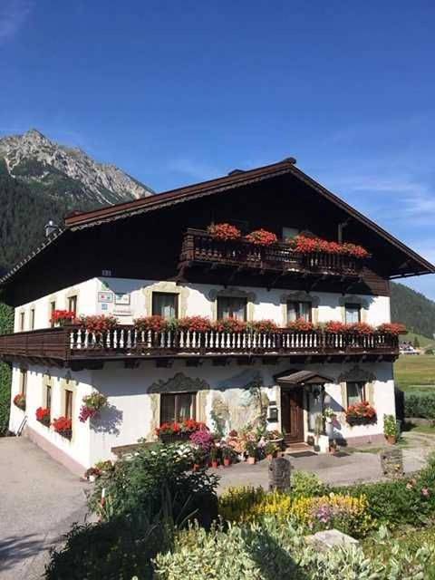 Geheel appartement, Haus Rosemarie in Nesselwängle, Allgäuer Alpen (Oostenrijk)
