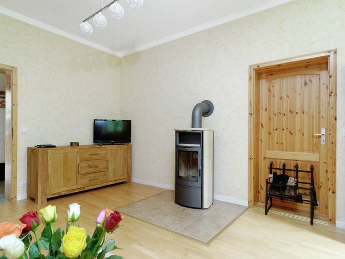 Ganze Wohnung, Ferienwohnung für 6 Personen mit Terrasse in Fürstenwalde, Region Oder - Spree