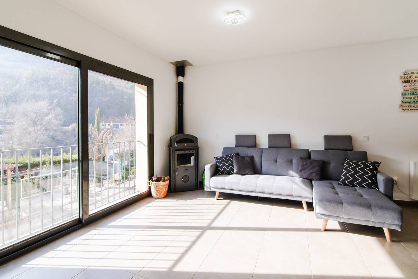 Casa de vacaciones 'Ca Baells' con terraza privada y Wi-Fi in Serchs, Pirineo Catalan