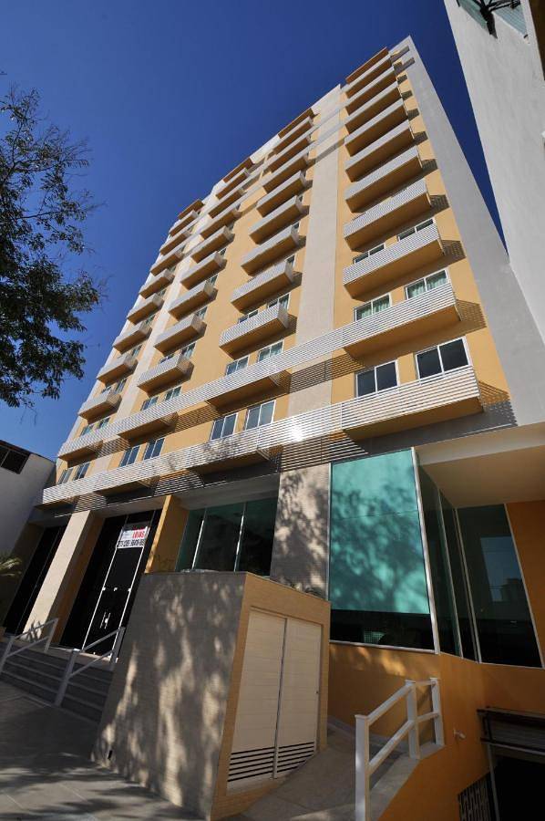 Pousadas para 3 pessoas, com piscina e sauna e ainda vista and terraço em Duque de Caxias