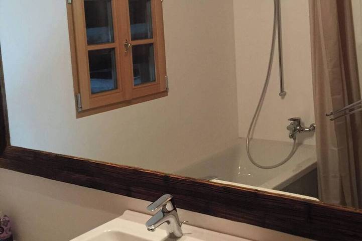 Ganze Wohnung, Ferienhaus Permez, (Vnà) in Vnà, Valsot