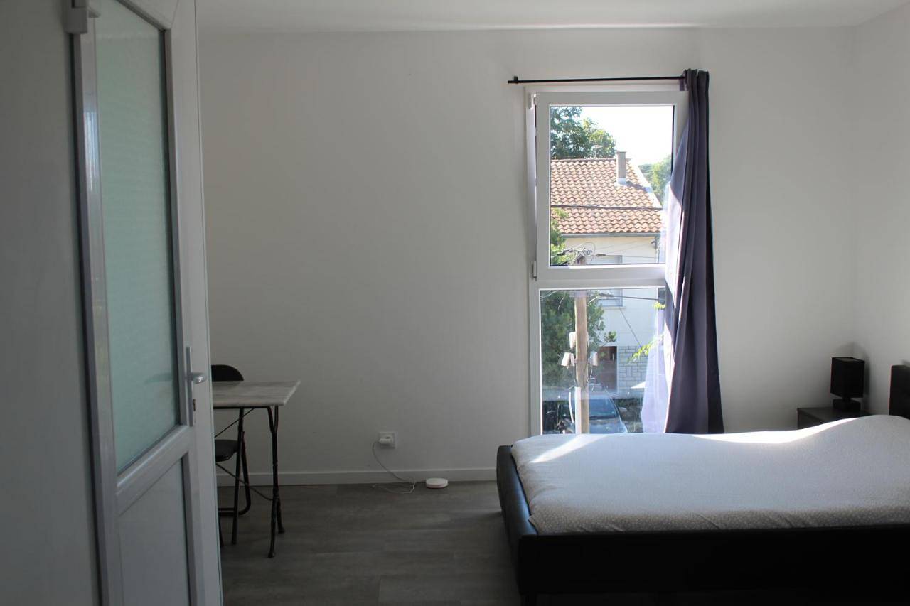 Appartement entier, Etablissements Coulon - Talence (Chemin d'Ars) in Talence, Région de Bordeaux